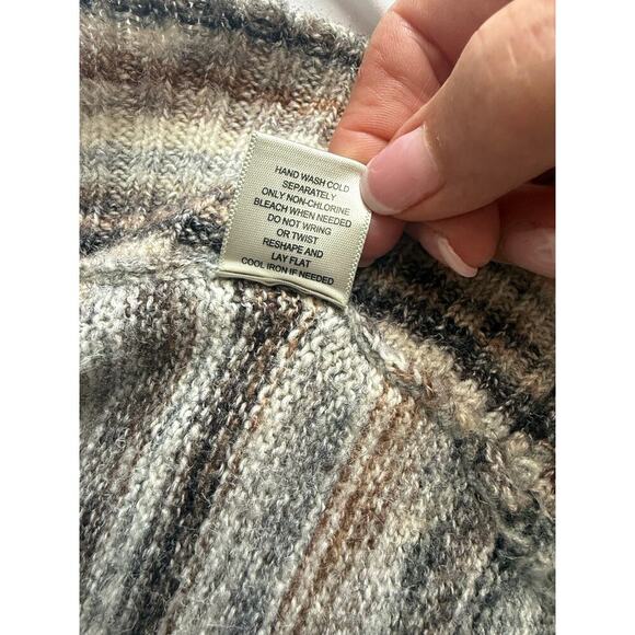 Leo & Nicole Striped Cowl Neck Knit Poncho Sweater Size XL - Picture 4 of 8